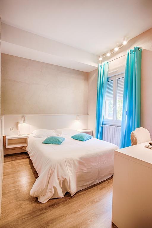 Logis Hotel Restaurant L'Ile De Sees Mace Bagian luar foto